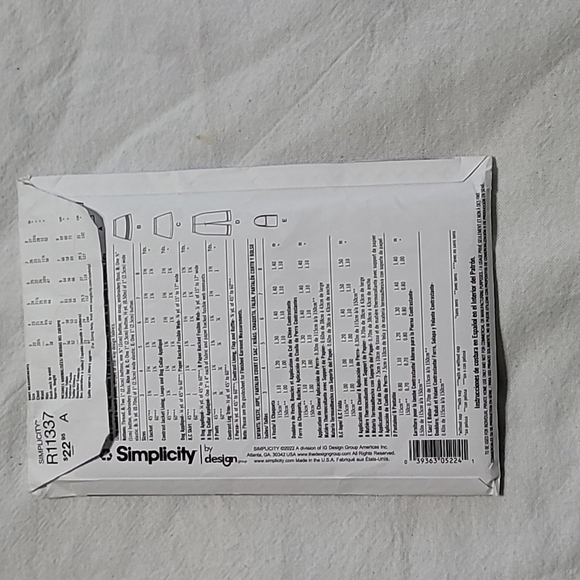 Simplicity Children's Jacket,  Skirt,  Cropped Pants And Purse - Picture 2 of 4